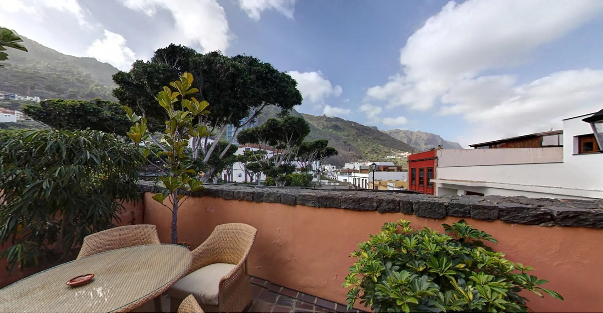Hotel Livvo La Quinta Roja Garachico   Garachico (Tenerife)
